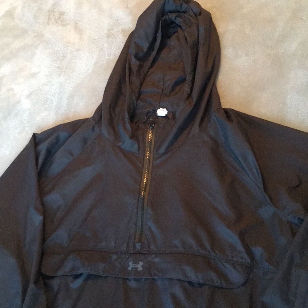 🐟 Under Armour Windbreaker / Running Jacket